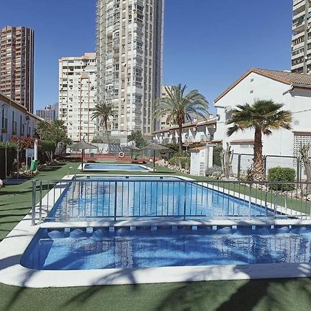 2 Bedroom Townhouse In Beautiful Gated Complex Бенидорм Экстерьер фото